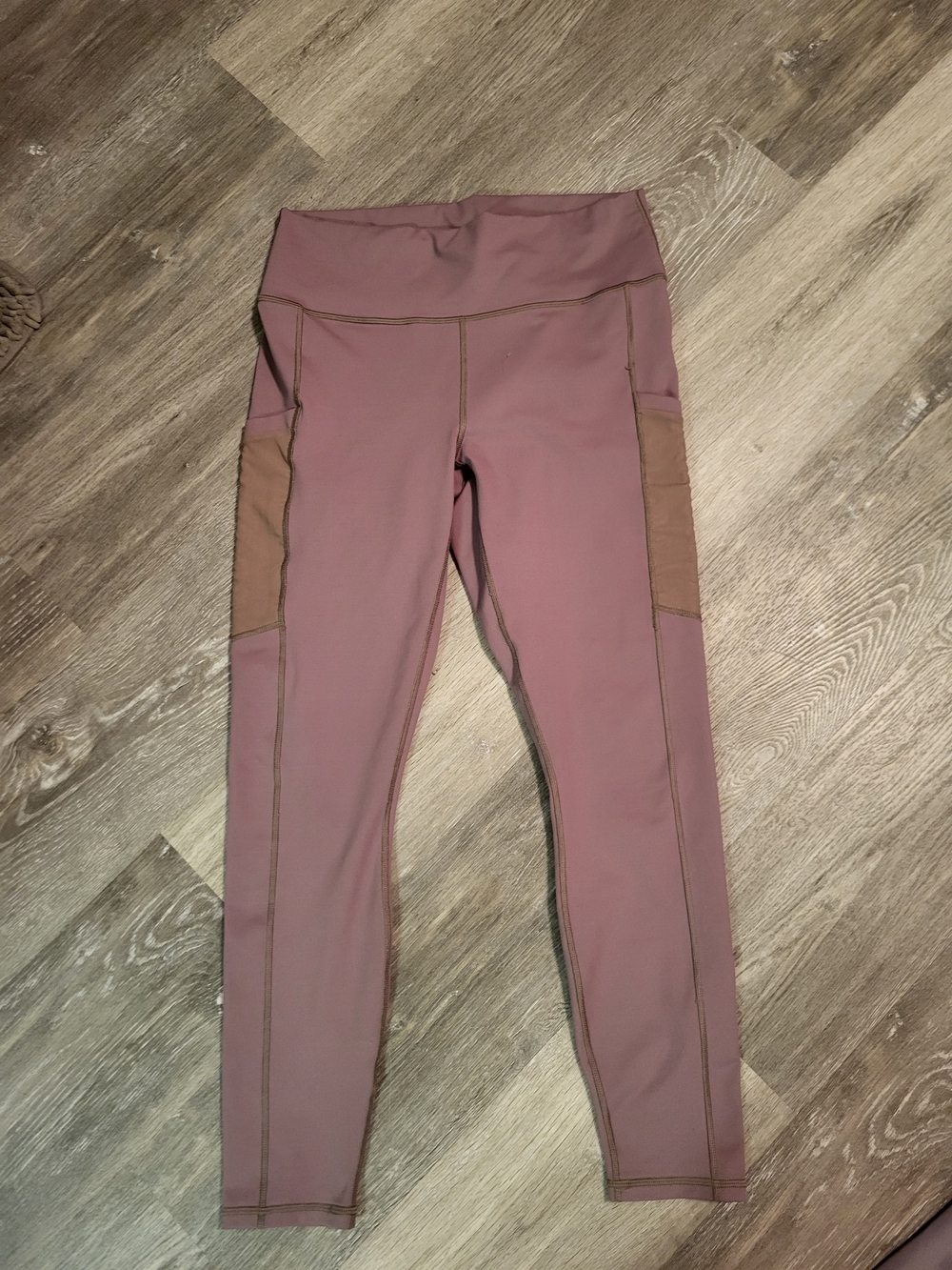 Powerhold Fabletics High Waisted Mesh Pockets Mauve Women's Leggings Medium